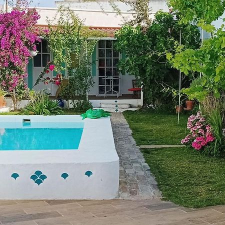 Casa Con Piscina Cerca De Sevilla Carrion de Los Cespedes Bagian luar foto
